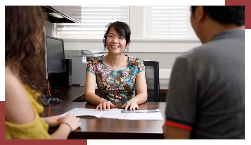 Students meeting with adviser at Capstone International Center